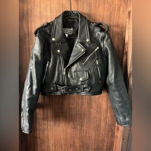 Vintage Diamond Leather collection women’s biker jacket Small (*B)